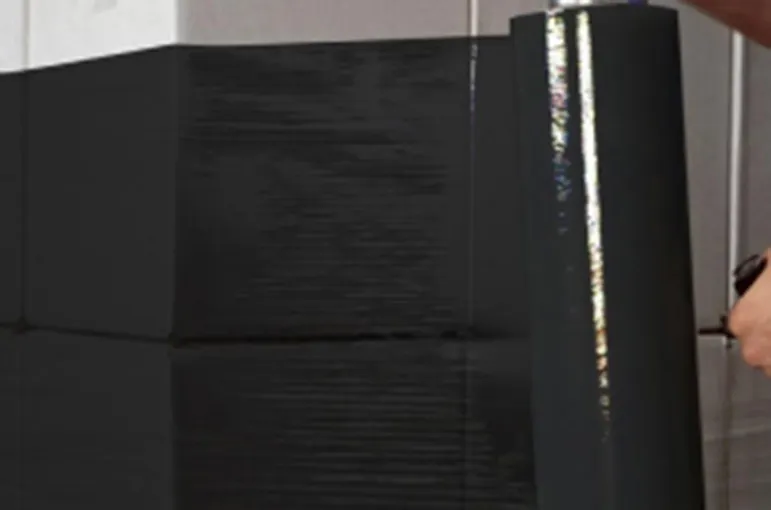 Пленка стрейч черная